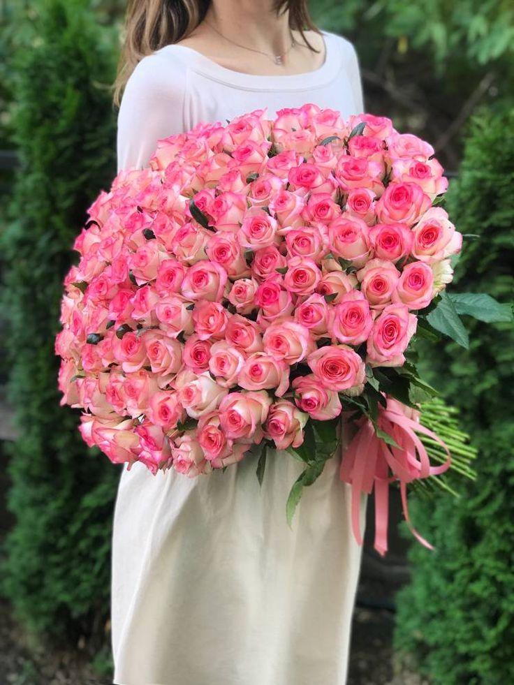 Corporate meeting room with carefully timed floral arrangements that maintain elegance throughout business hours